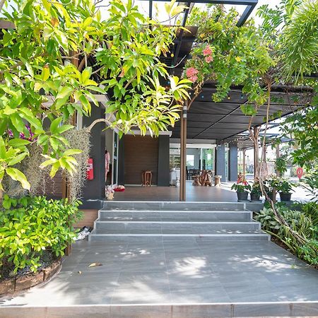 Baan Faa Talaychan Resort Pantai Chao Lao Bagian luar foto