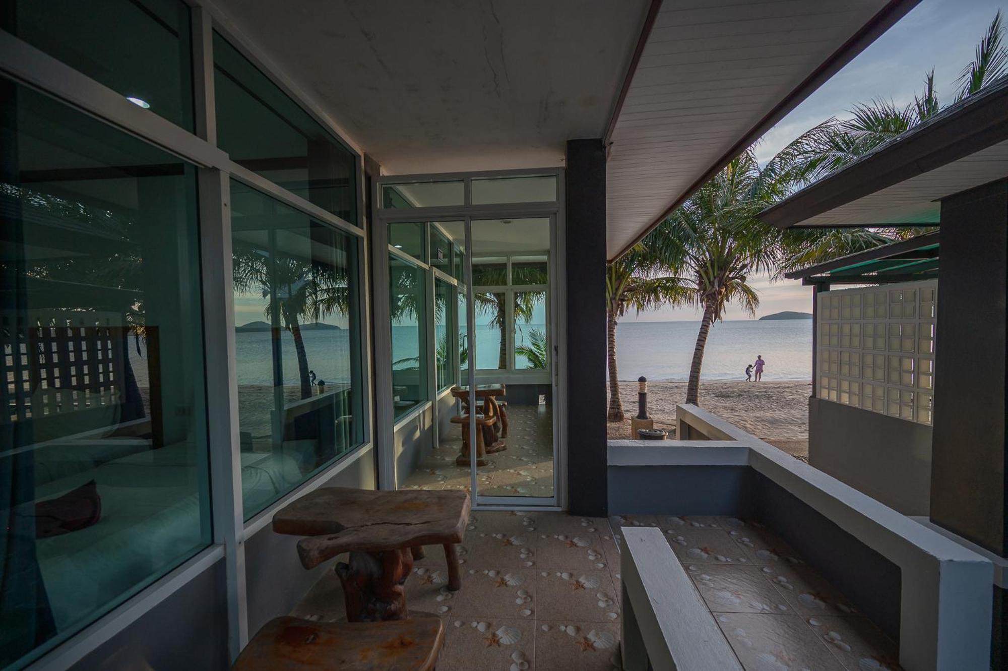 Baan Faa Talaychan Resort Pantai Chao Lao Bagian luar foto