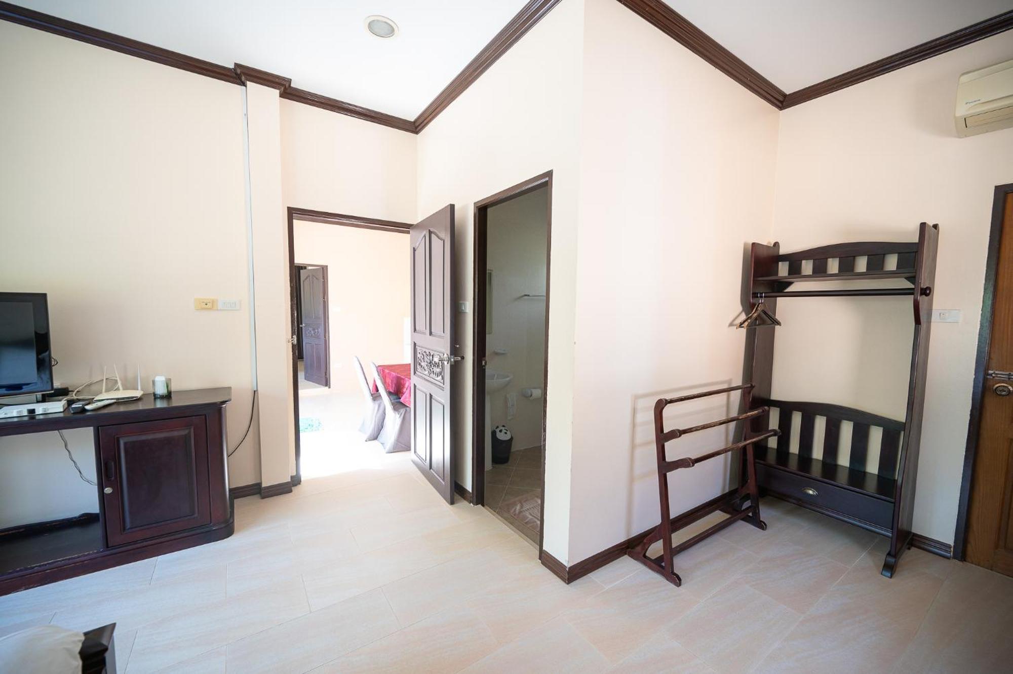 Baan Faa Talaychan Resort Pantai Chao Lao Bagian luar foto