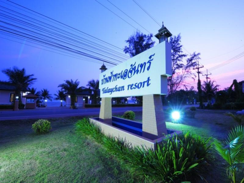 Baan Faa Talaychan Resort Pantai Chao Lao Bagian luar foto